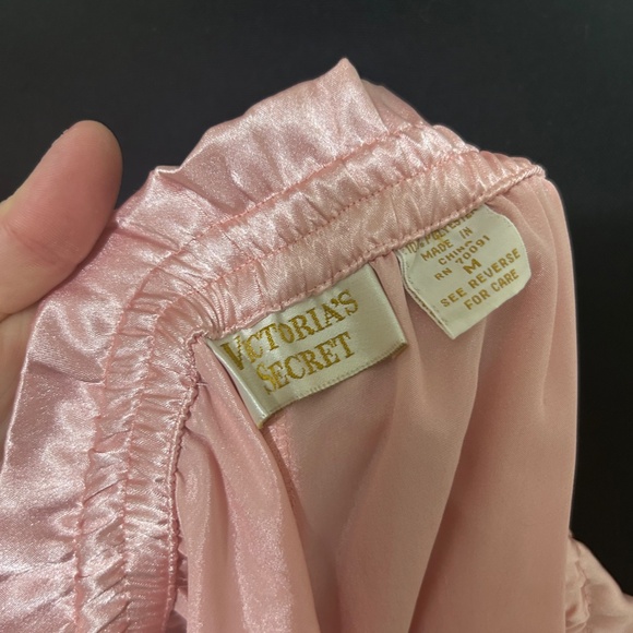 Victoria's Secret Vintage 80's Gold Label Pink Pajama Set Top and Shorts Size M - Picture 8 of 8